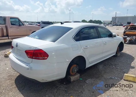 2014 Volkswagen Passat 1.8T Se z USA, uszkodzony, nr VIN 1VWBS7A30EC088586